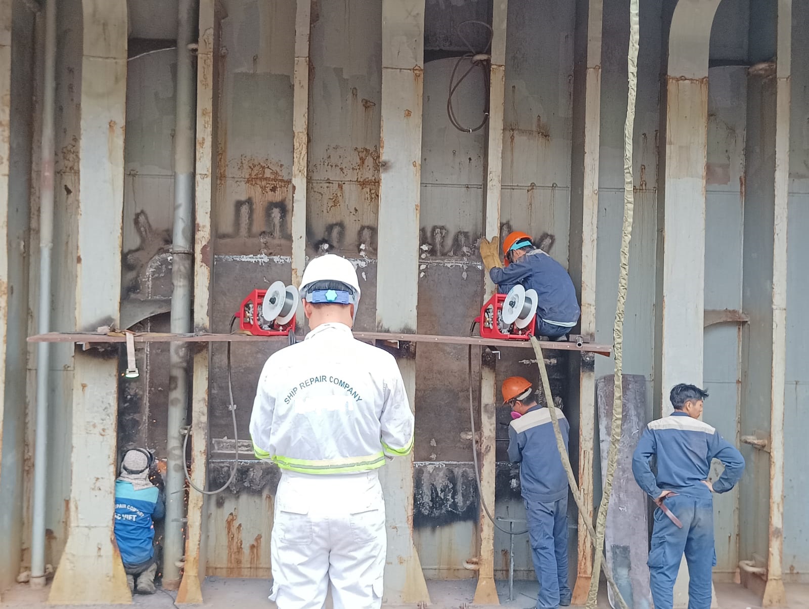 VESSEL SIDE SHELL REPLACEMENT IN VIETNAM