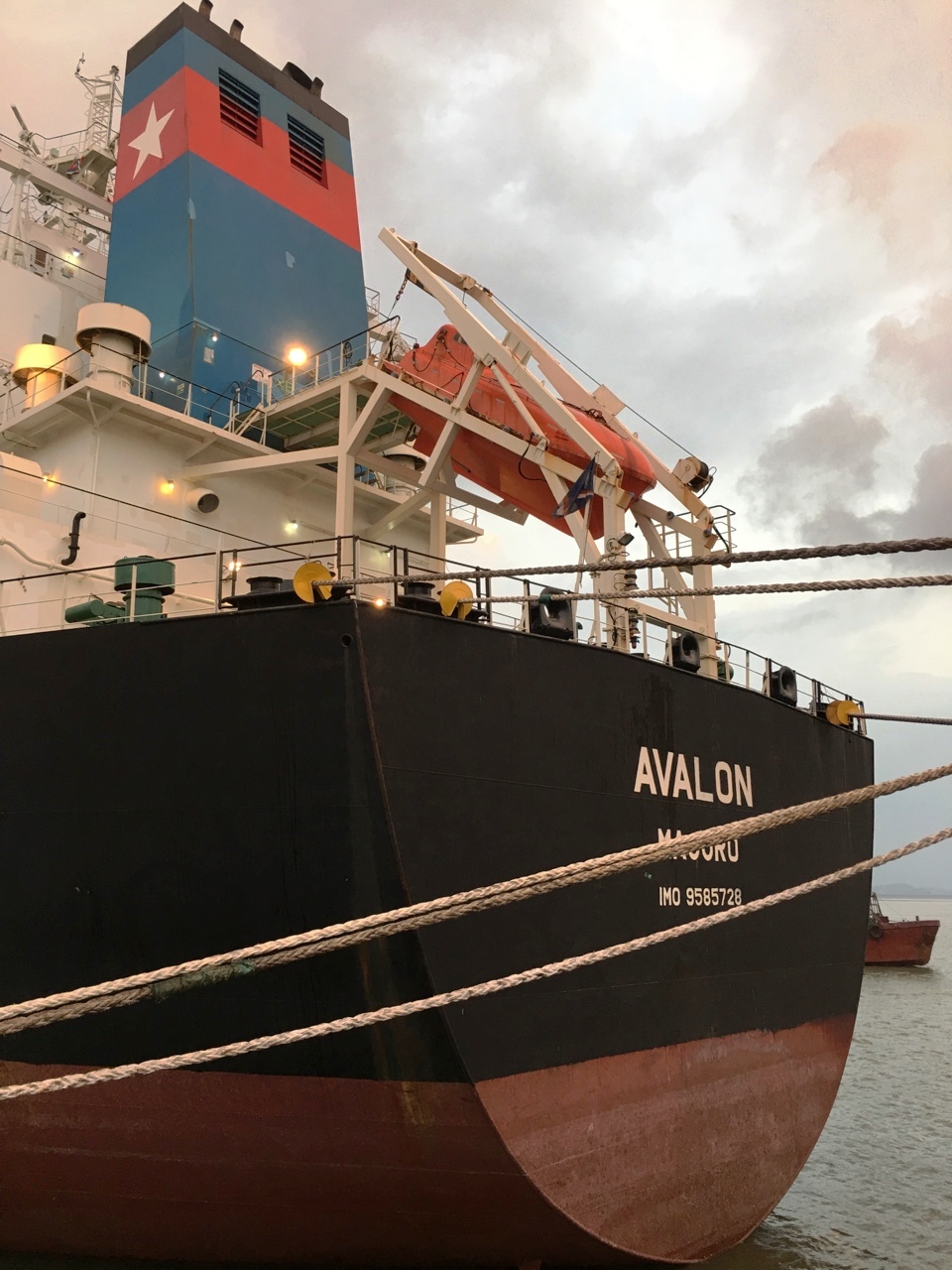 SHIP REPAIR  SERVICES IN DA NANG PORT - VN DAD