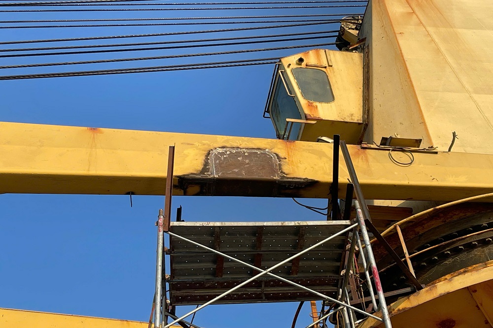 VNS jib crane repair and maintenance on a vessel