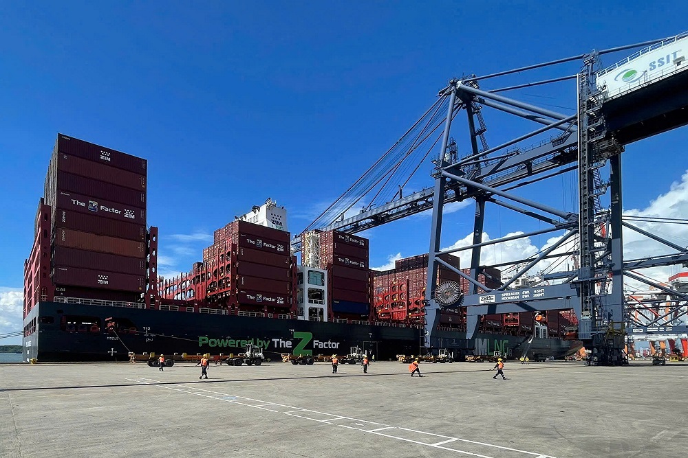 Container vessel alongside a ship-to-shore crane at a Cai Mep terminal